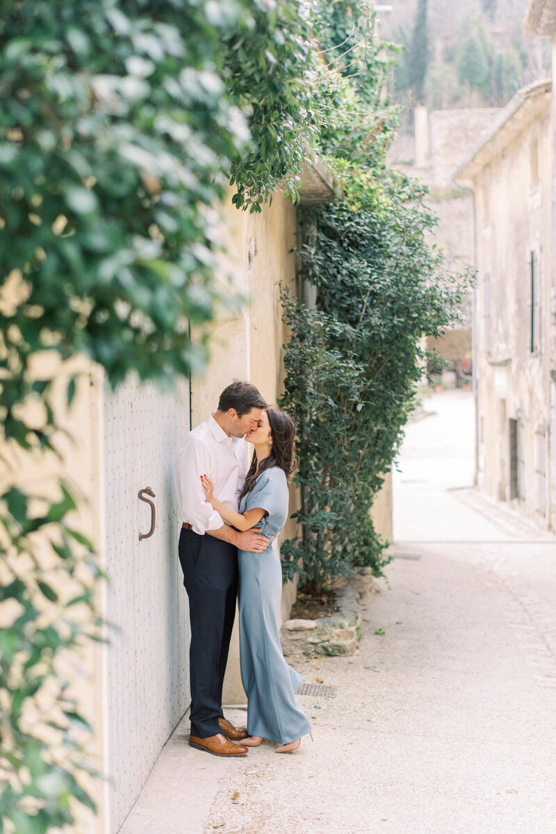 Maïlys Fortune Photography Husband Wife Wedding Weddings Photography France Switzerland Italy Timeless Dreamy Imagery Bilingual French English Destination Weddings Destination Wedding Provence French Riviera Paris Lake Como Tuscany8