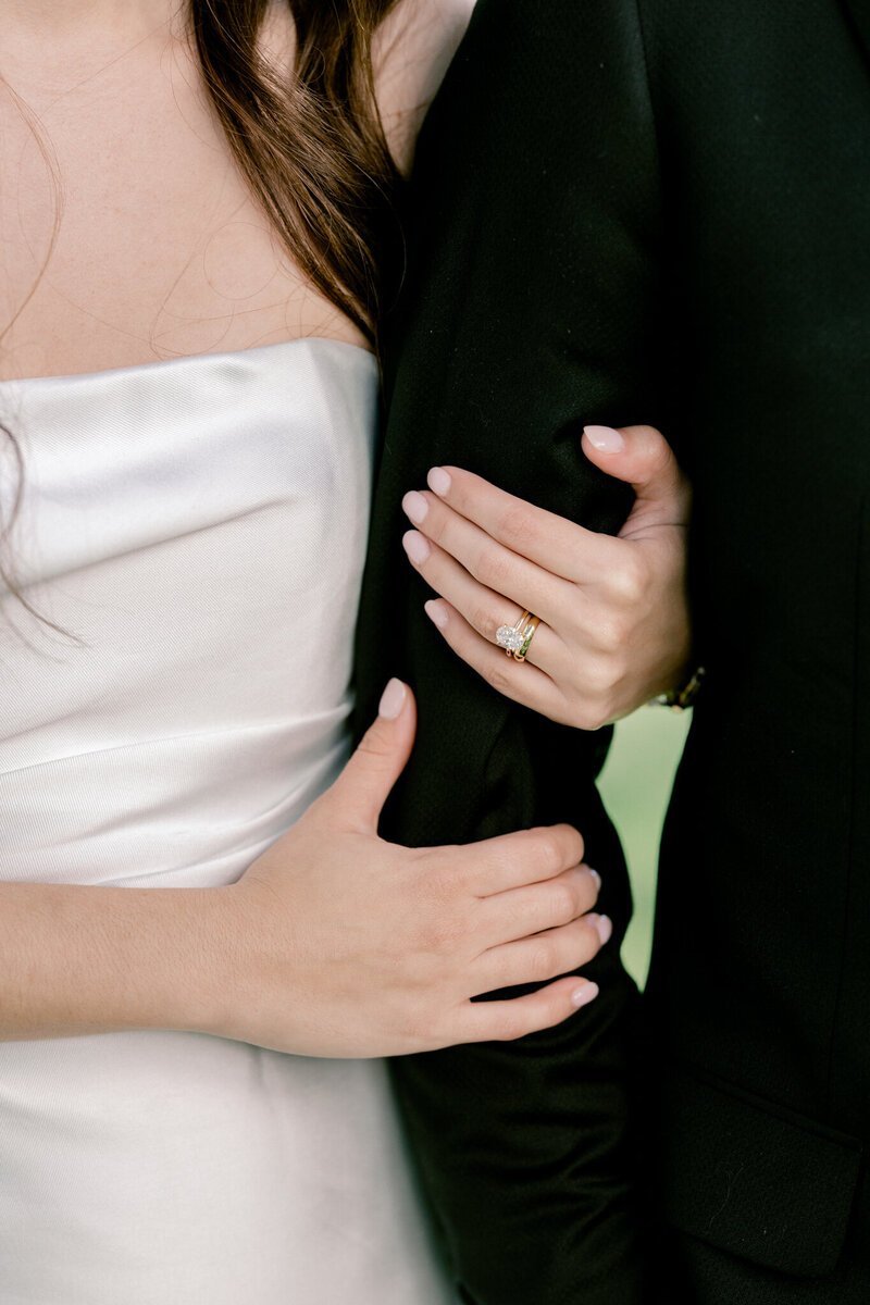 Abby & Garrett Sneak Peeks-2_(2048)