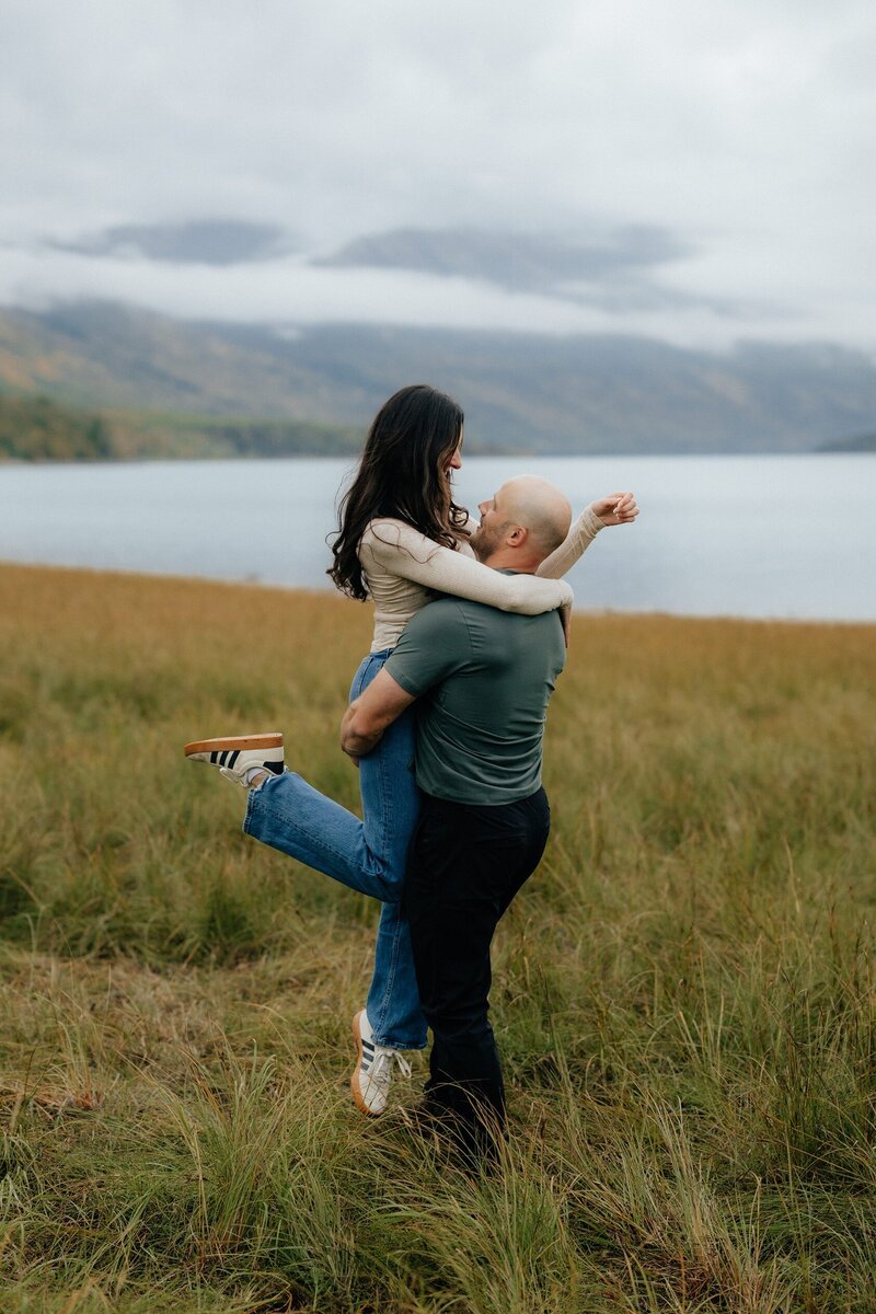Brianna+Matt_Eklutna-Lake-Engagement_EmeliaKPhotography-9