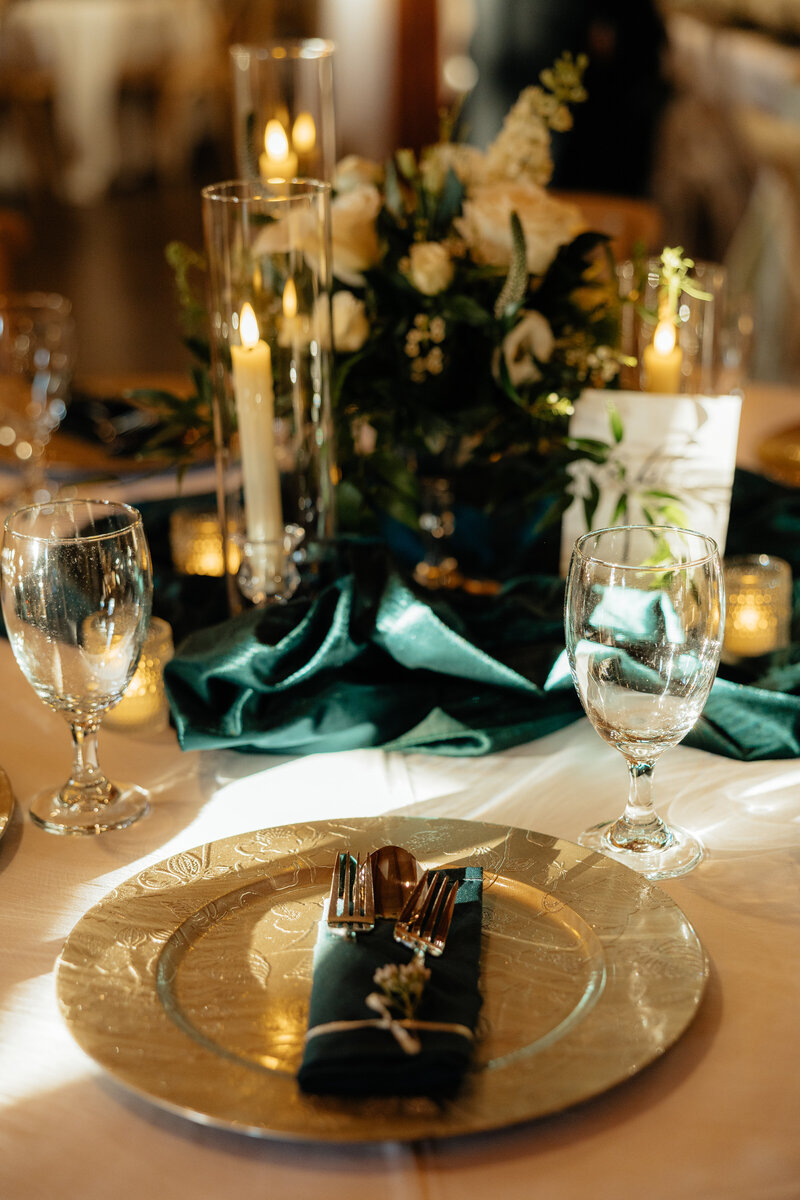 BENEATHTHESPRUCE-SOUTH-DAKOTA-WEDDING-PHOTOGRAPHER-AND-VIDEOGRAPHER-7345