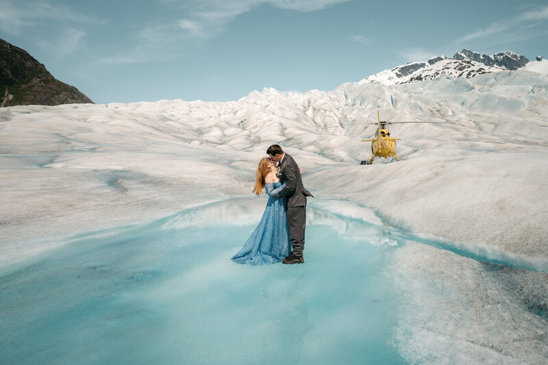alaska elopement at glacier lake