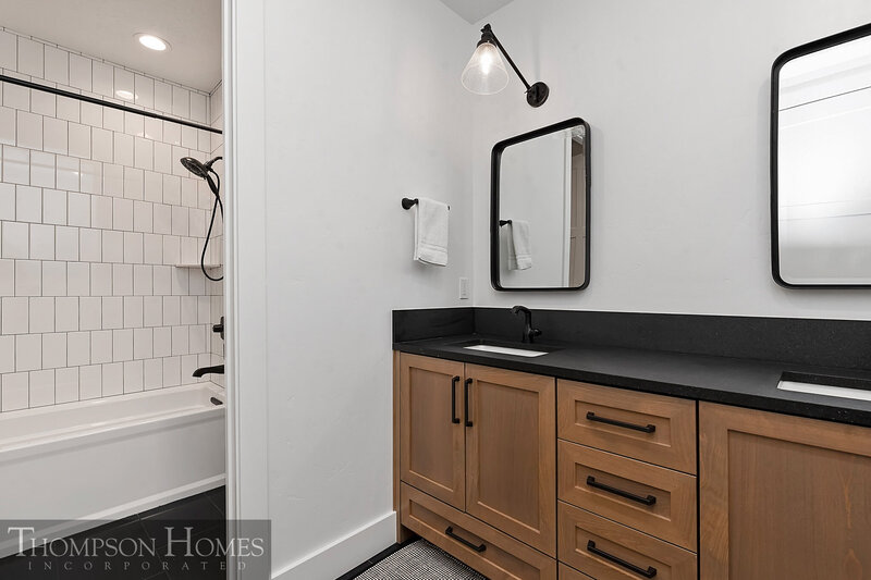 Thompson-Homes-Alabaster-Estate-Boise-Custom-Home-Builder-48