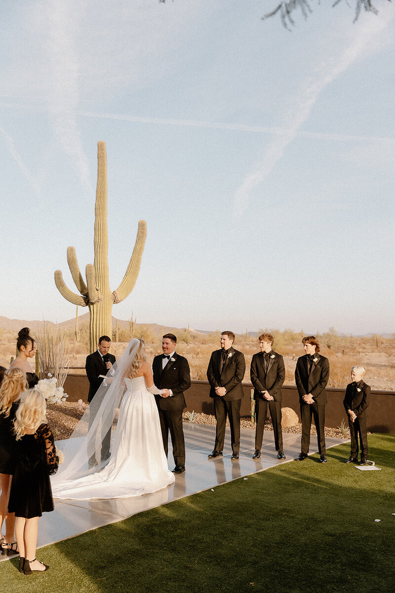 kelsey-kohl-wedding-preview-taylorraephotofilm-105