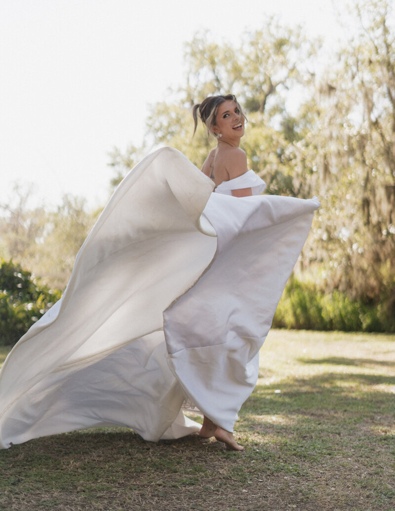 bride-uliana-estate-lakeland