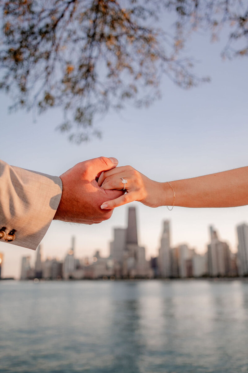 north-avenue-pier-engagement-session (26)