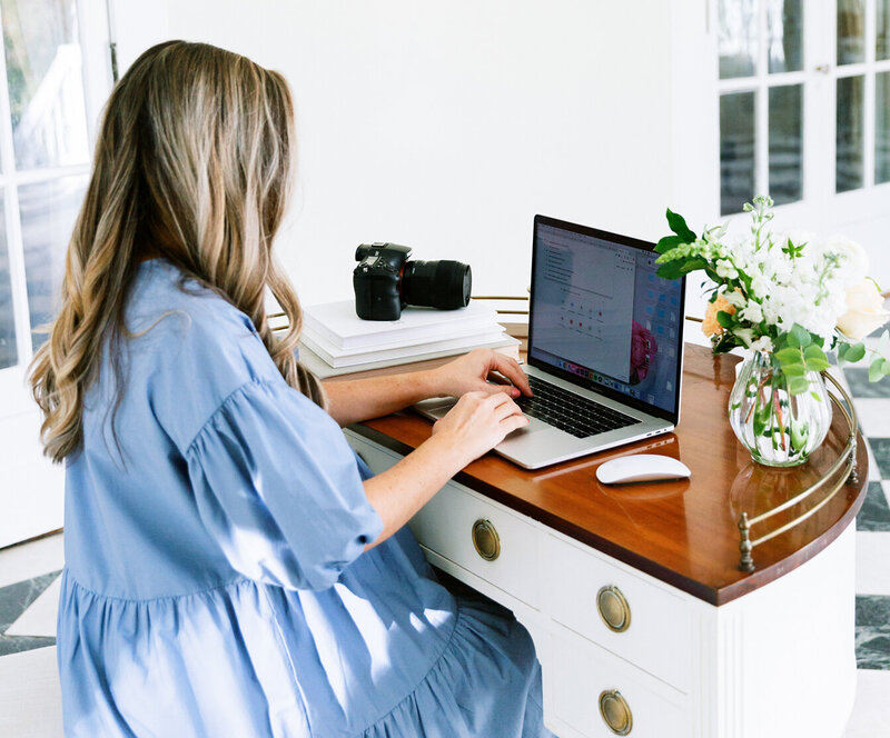 MC-Virtual-Assistants-working-together-to-help-interior-designers
