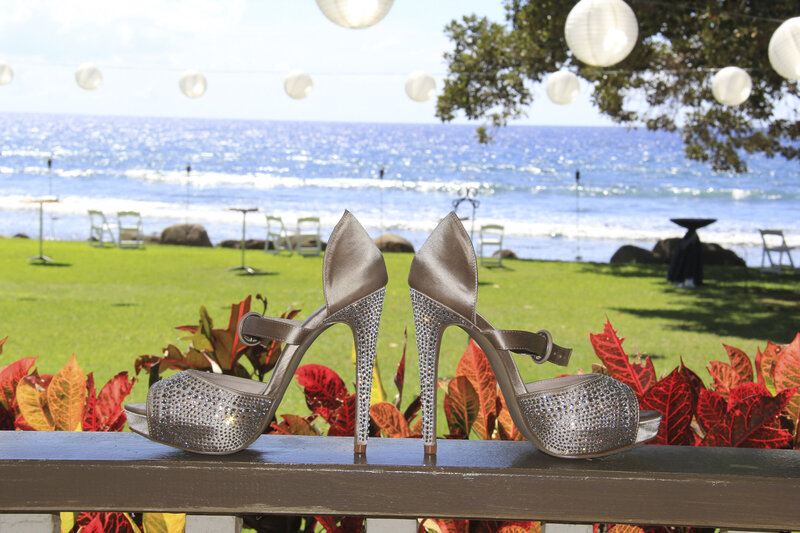 Caroline Morey Wedding Photographer Maui Destination Wedding Olowalu Plantation Wedding110413_0025184 x 3456