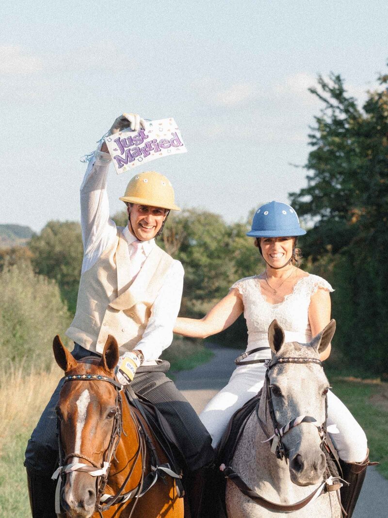 Private-Estate-Wedding-Cotswolds-Aurelia-Allen-22