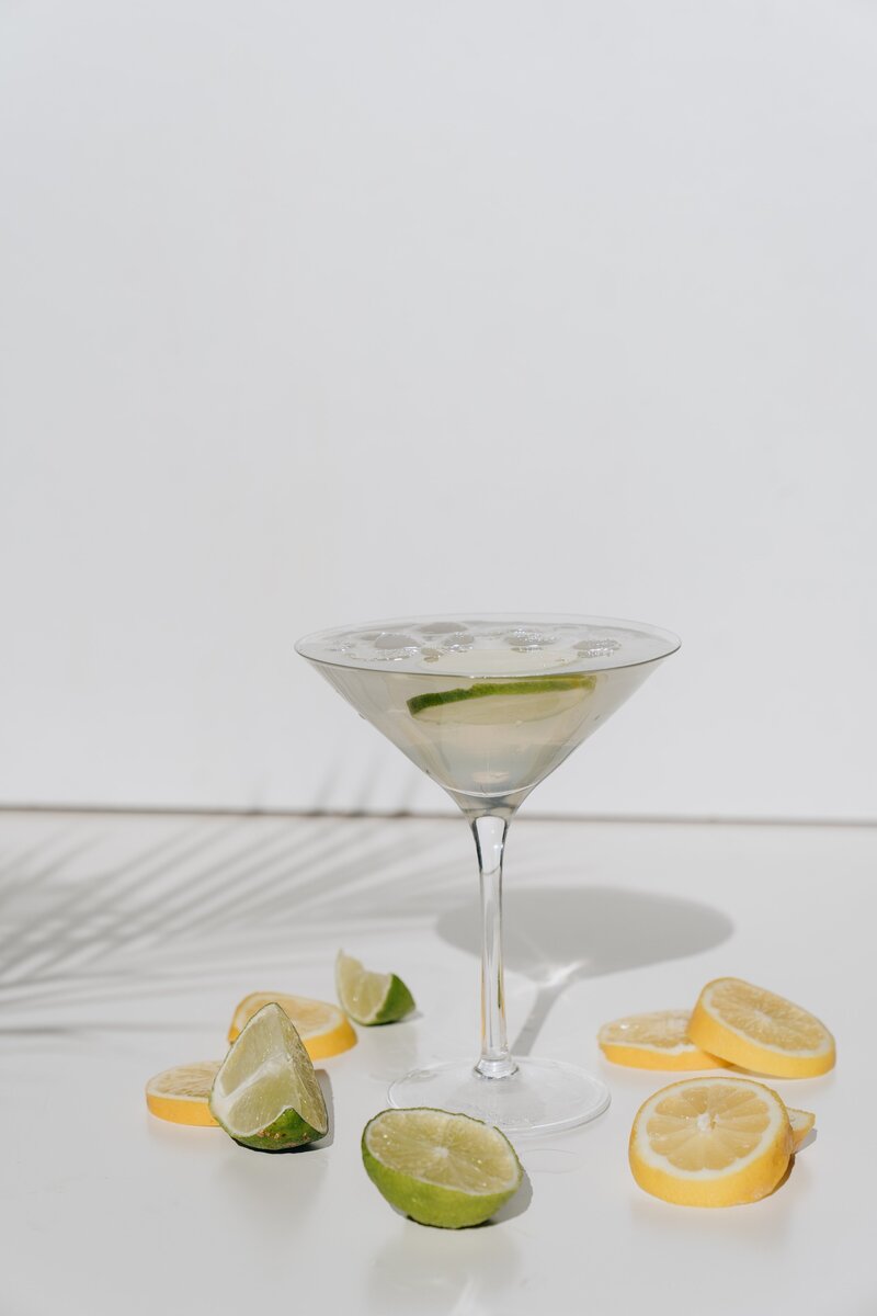 photo-of-cocktail-glass-with-sliced-lime-4051394