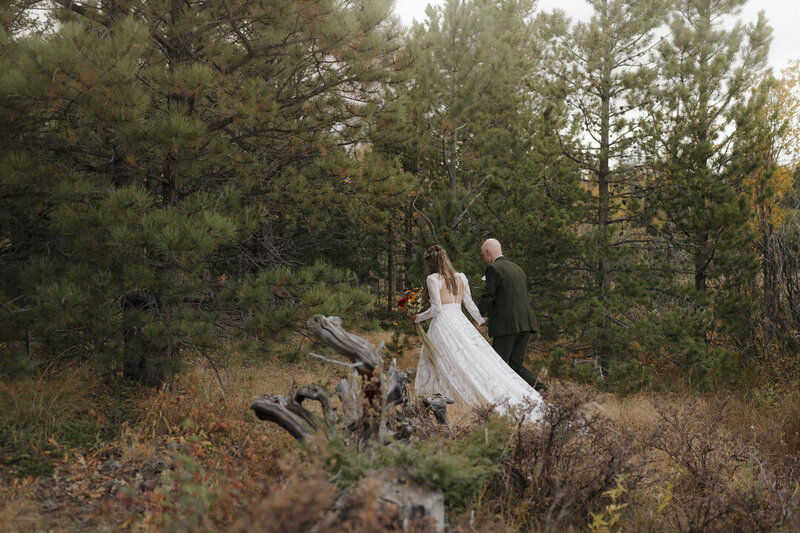 micro wedding in colorado