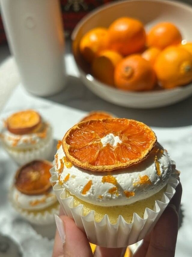 dipd-orange-olive-oil-cupcake-portland-OR