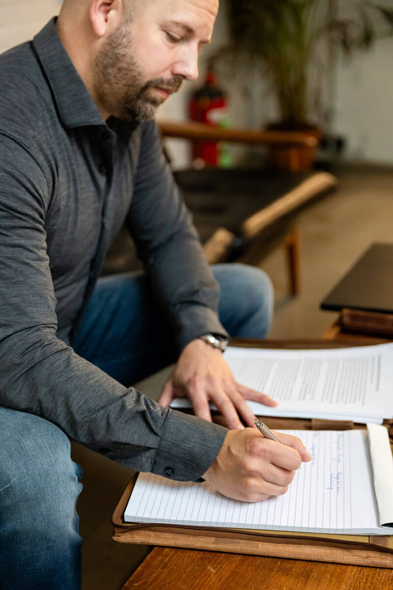 Studio Paoline Kruijssen - portfolio zakelijke personal branding fotografie - Roland NIelen Consultancy - 25