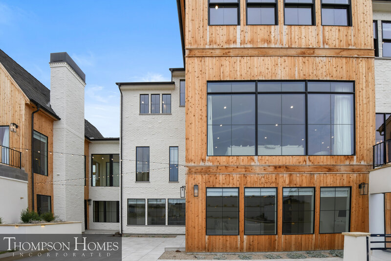 Thompson-Homes-Chateau-Moderne-Meridian-Custom-Home-Builder-5
