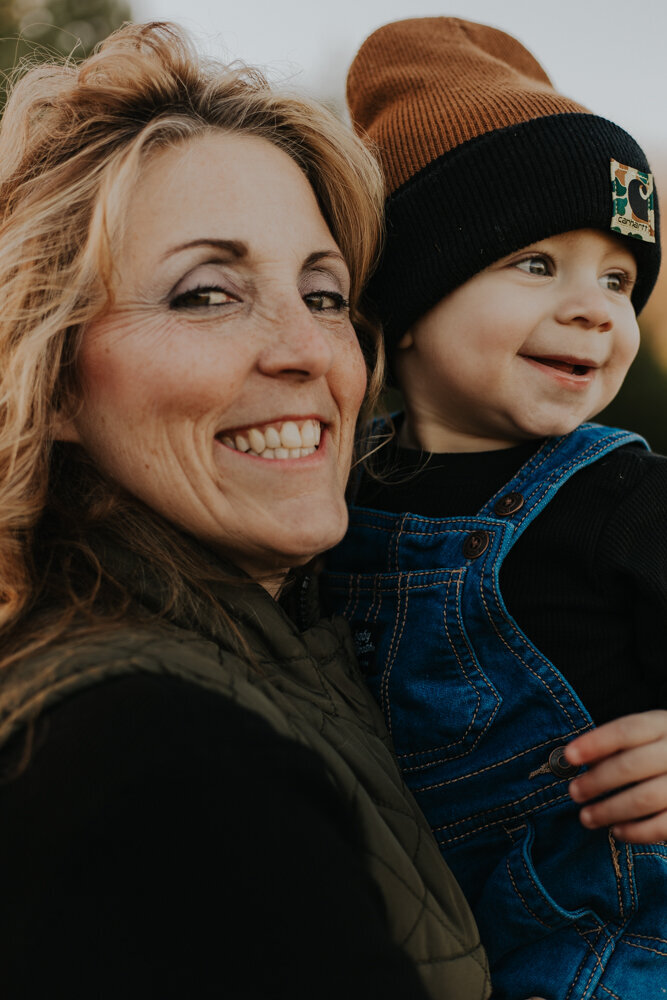 mom and kids moody 2 sneak peek