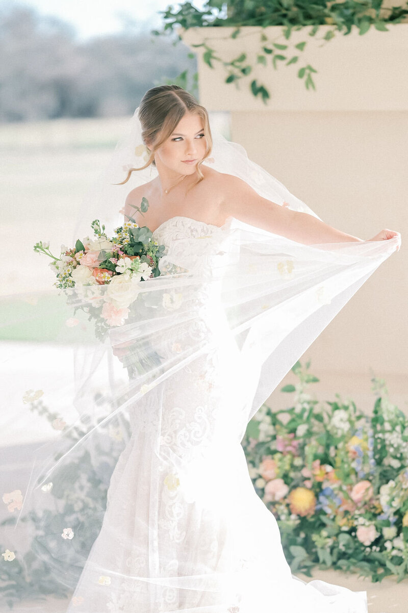 Fort Worth Wedding Photographer  DFW Photographer Rae De Lain Weddings Light and Airy (34)