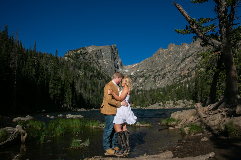 Colorado Elopement Photographer