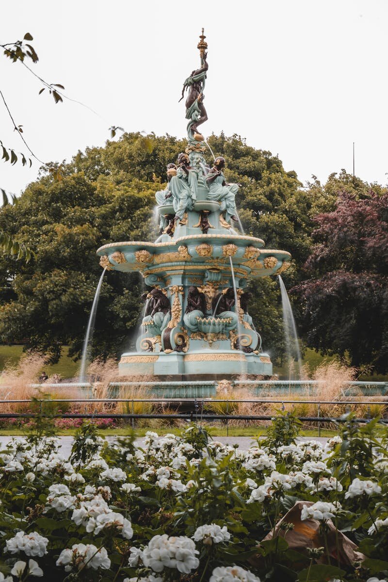 free-photo-of-ross-fountain-in-princes-street-gardens-edinburgh