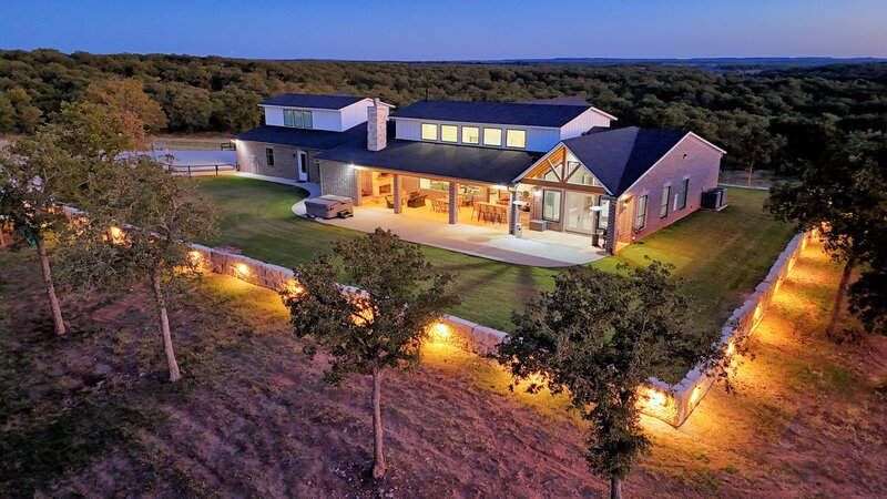 4+ Acres for sale in Collinsville Texas with 3 bedroom, 2 bath home
