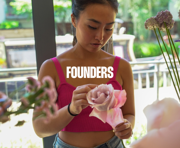Female founder at a flower making workshop