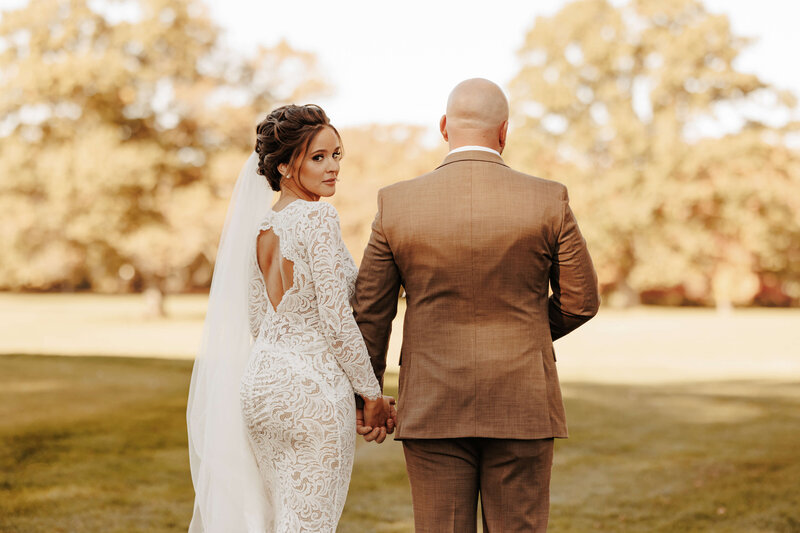 beautiful bride on her wedding day