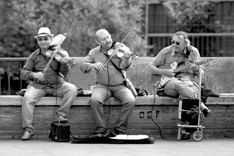 europe529bw-pano