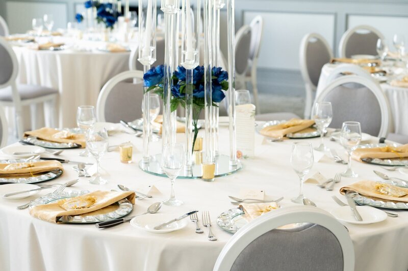 blue and white tablescape reception