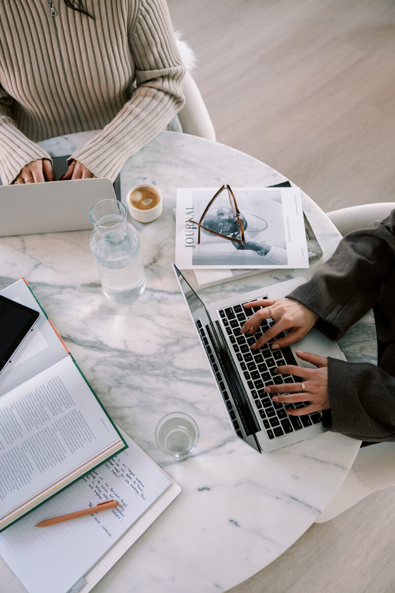 Brit Nicole, successful entrepreneur and business mindset coach for female founders