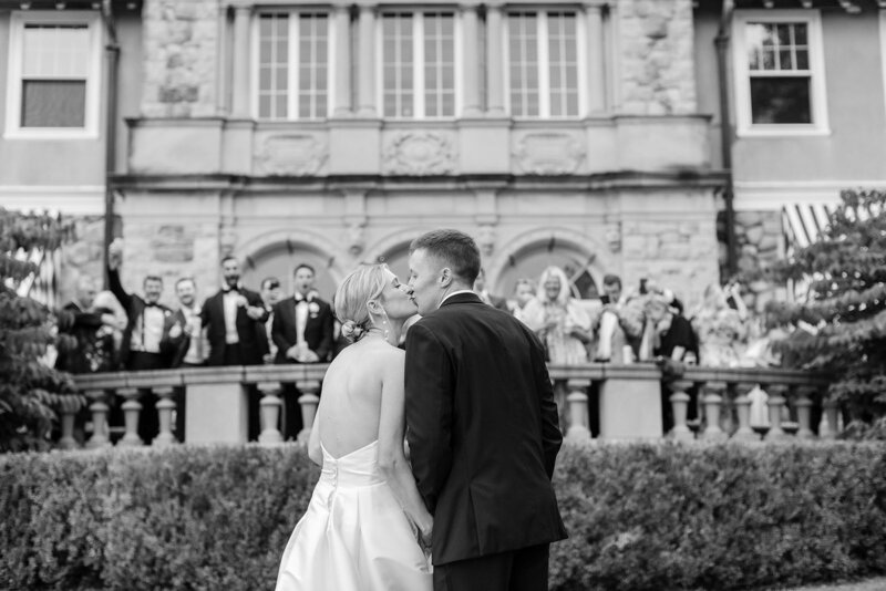 cocktail-hour-groom-bride