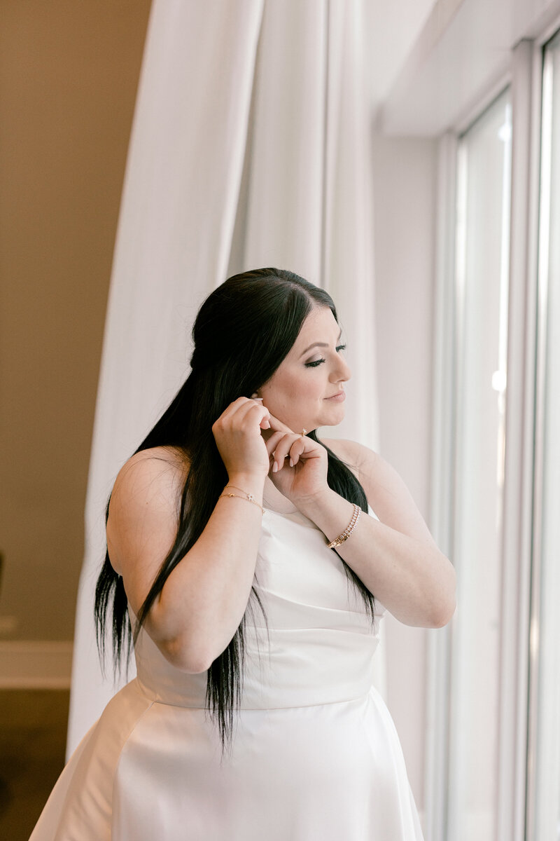 Getting Ready  Tori & Sam-217