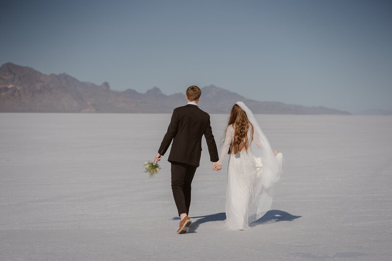 Couple elopes on the Bonniville Salt Flats in Utah.