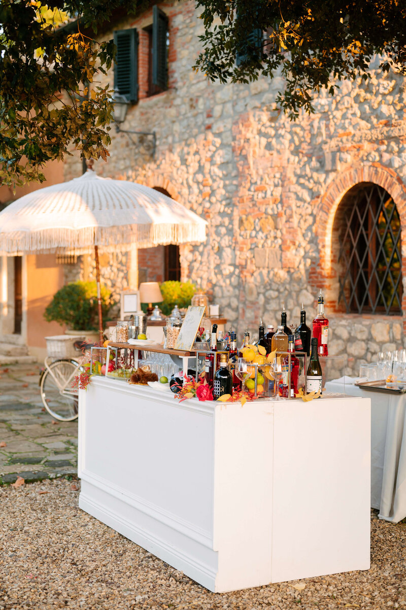 tinted-events-design-and-planning-tuscany-italy-wedding-Villa-la-Selva-l-and-v-photography-destination-wedding-planner-tintedevents.com-362