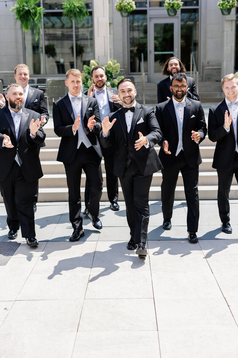 kasia-sickau-photography-ohio-wedding-photographer-cincinnati-art-museum-caitlyn-mohammed-wedding-party32