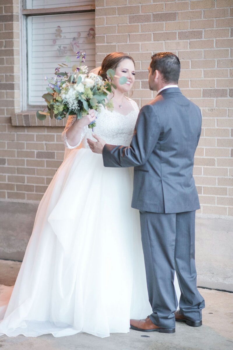 Mike&JulieBeneaththeOaksWedding-159