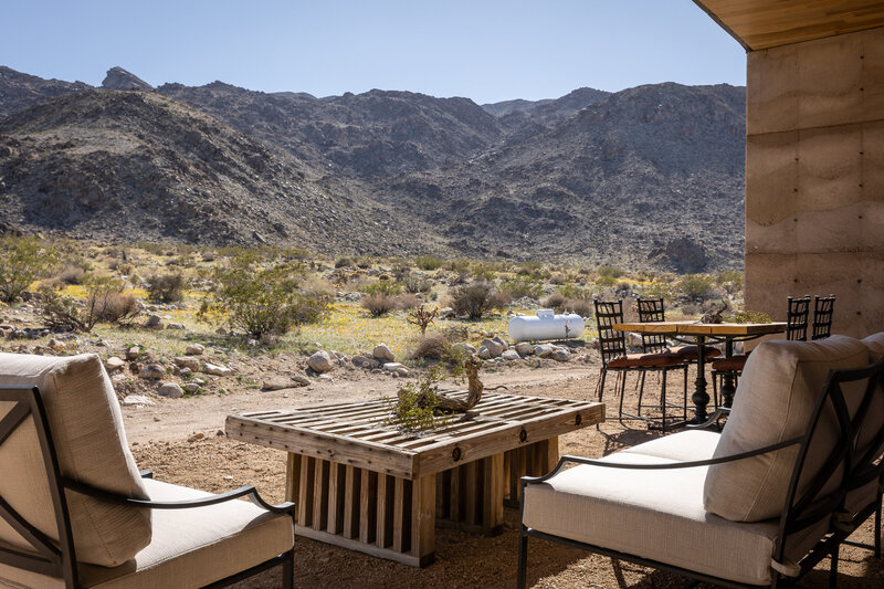 _GUESTHOUSE_SCORPION_outdoorlounge_JTpark view