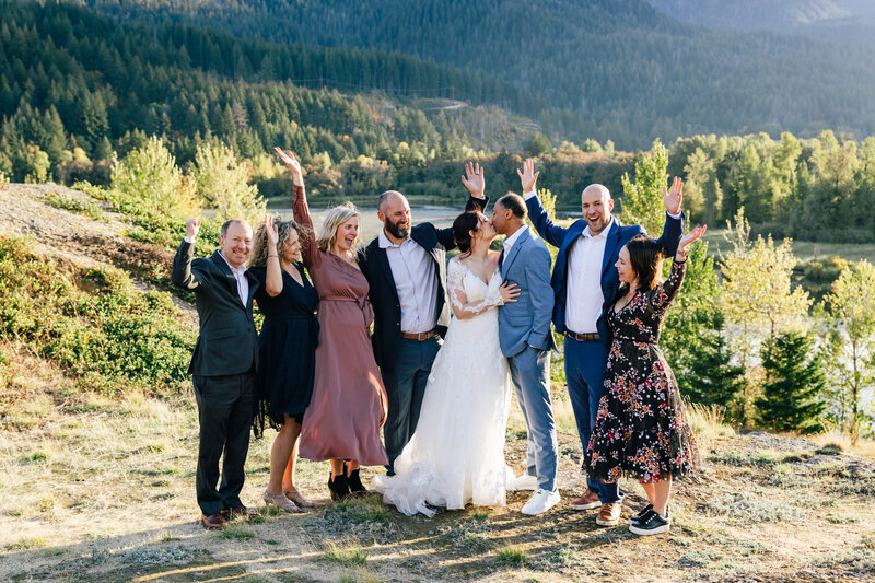 Columbia-River-Gorge-Oregon-Elopement-Photographer-3