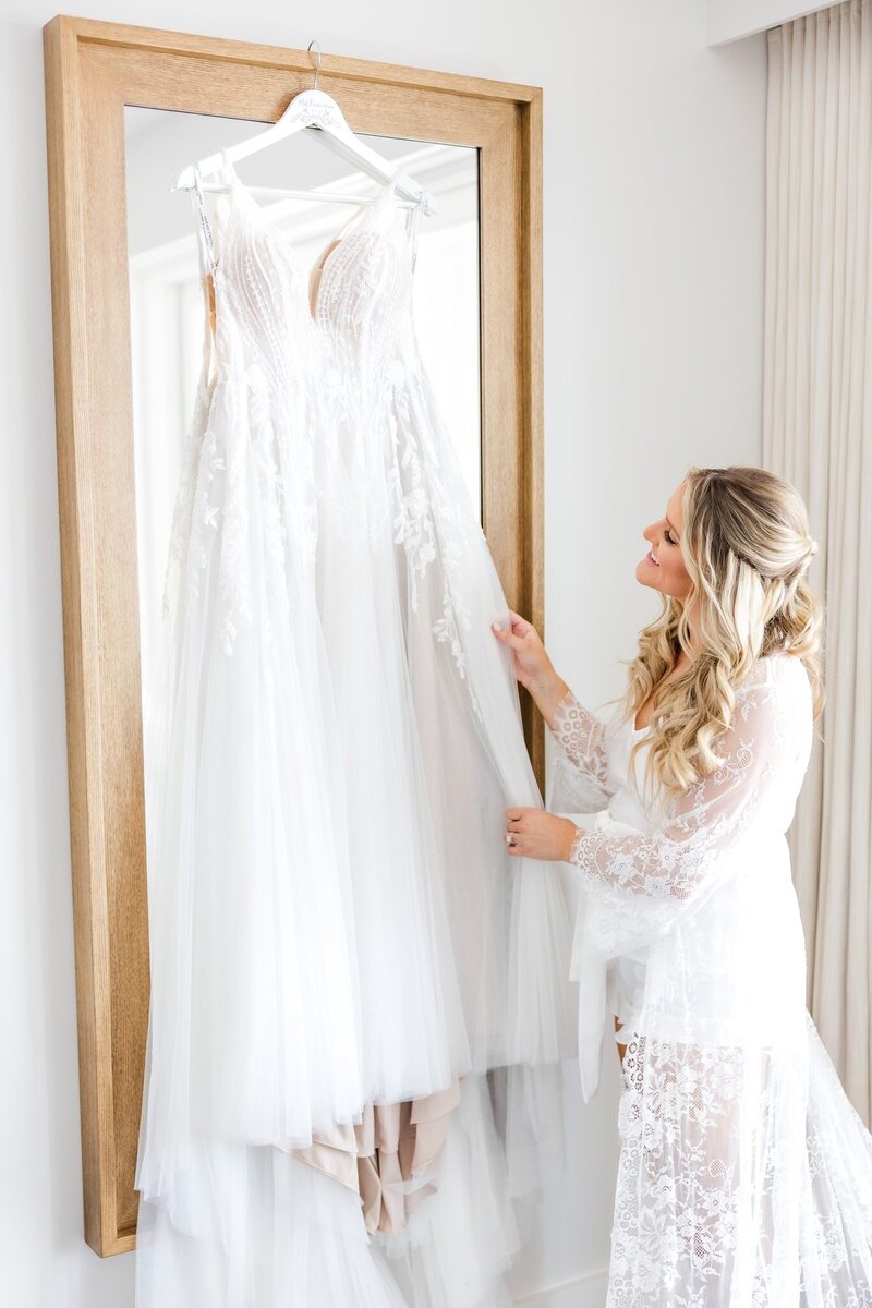 Danielle + Blake  Girls Getting Ready-39