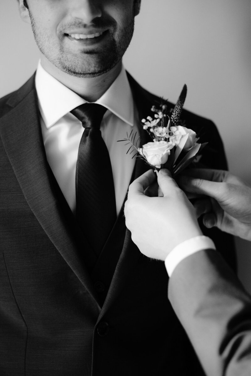 wedding chateau la tour vaucros aly michael victoria le petit-17