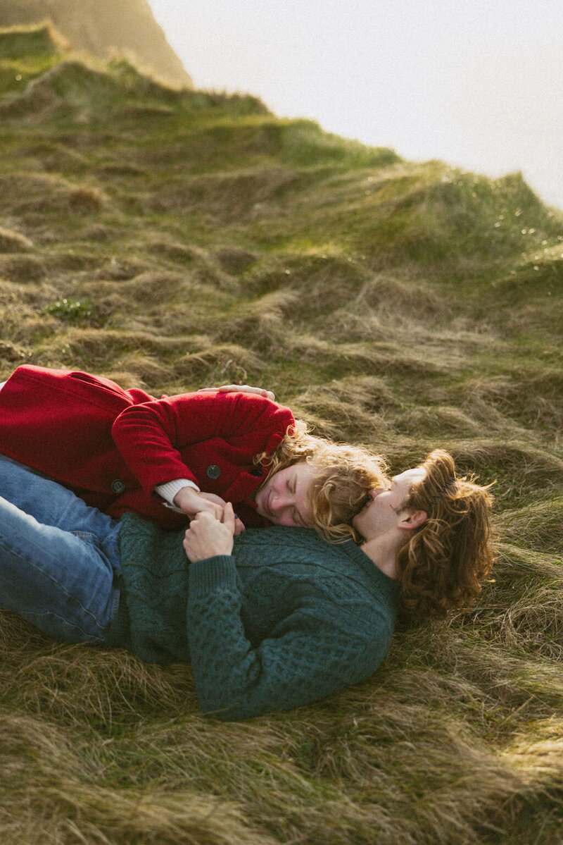 ireland-engagement-elopement-irish-cliffs-of-moher-camipotoco-15 (1)