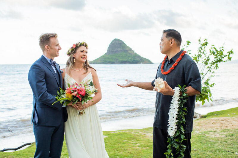 Maui Wedding Officiant Kahu Euta