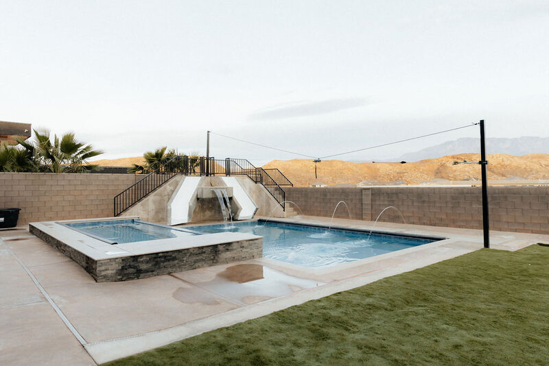 Beezah_FrankiesPlace_ALL-52