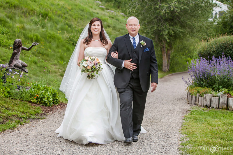 Wheelchair accessible outdoor Colorado wedding site in Crested Buute