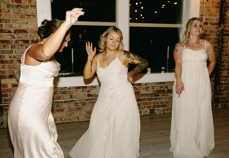 Reception & Dancing-122