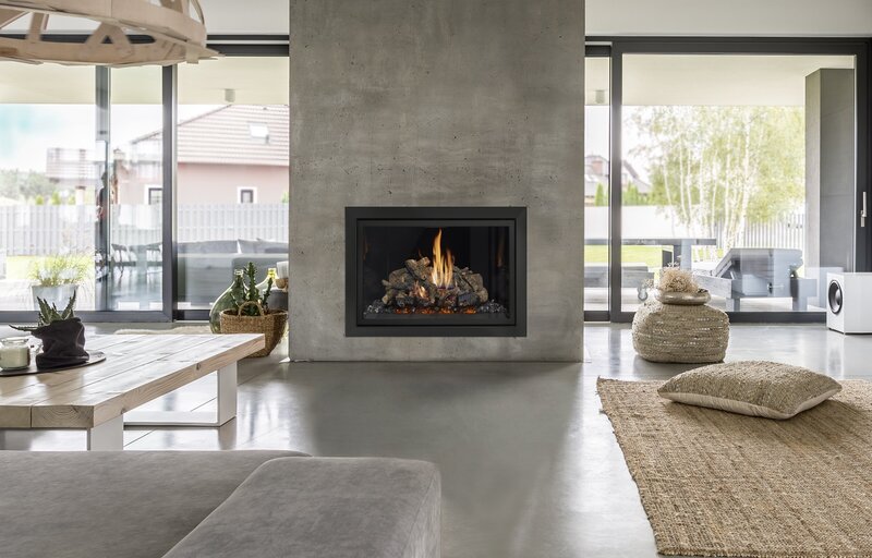 fireplace-xtrordinair-864-tv-40k-clean-face-deluxe-traditional-gas-fireplace-post-falls-idaho