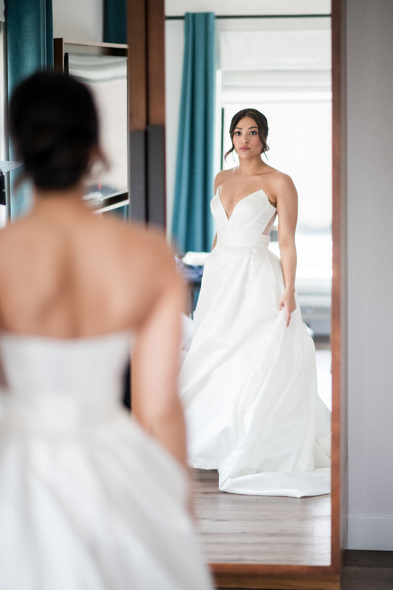 Tyde at Walnut Beach Romantic and Timeless Summer Wedding