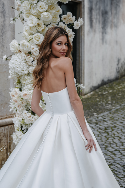 E457-Adelina-04-400x600-950dd6f