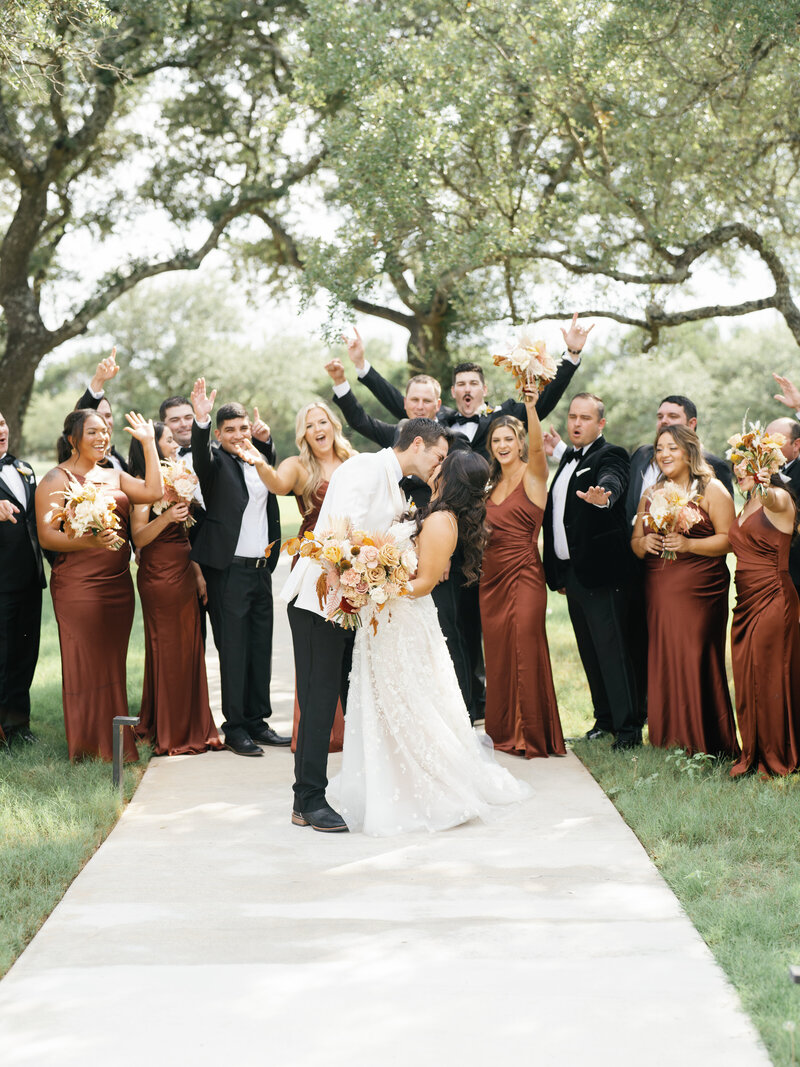 the-arlo-wedding-party-paige-vaughn-photo23