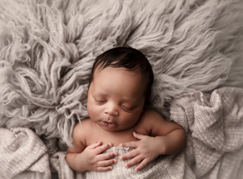 annapolis newborn photographer, newborn photoshoot near me, professional newborn photos