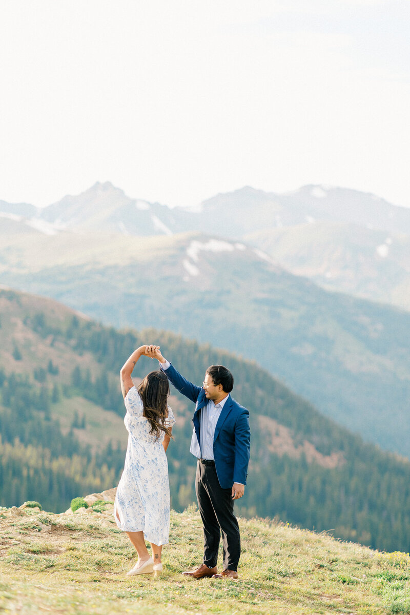 Summit-County-Colorado-Summer-Engagement-Photos-6