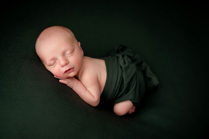 pittsburgh best studio newborn photographers