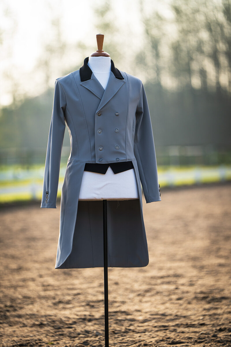 FH dressage tailcoat Personalized and Further tailored to the rider -2